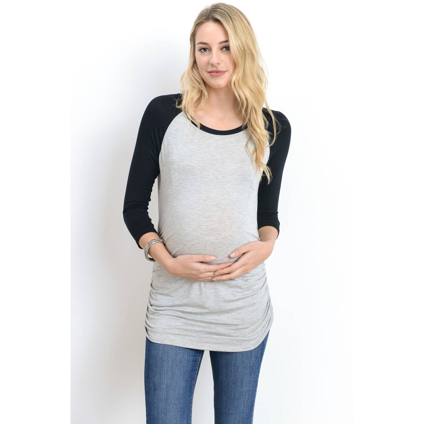 MATERNITY RAGLAN 3/4 SLEEVE RUCHED TOP