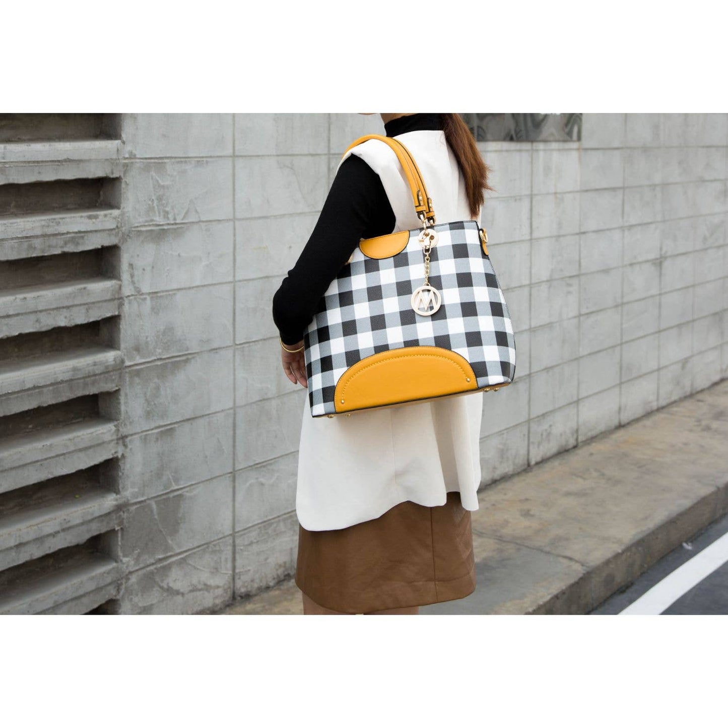 MKF NAVY CHECKER-WALLET INCLUDED