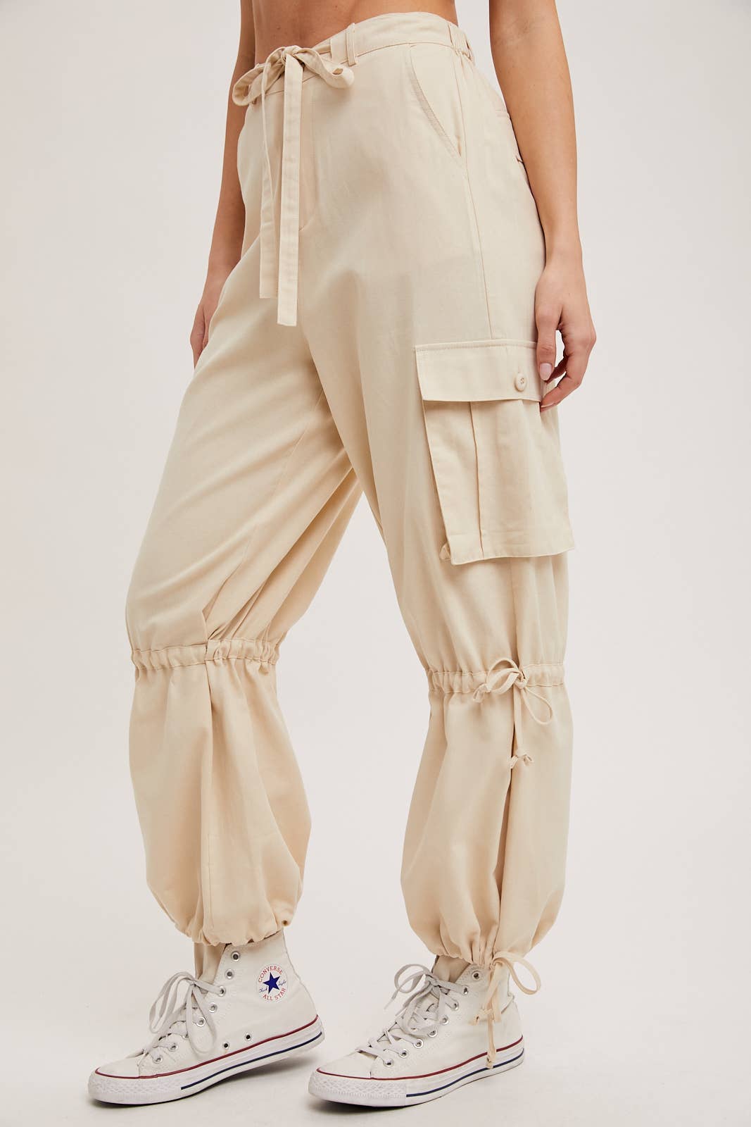 ECRU HIGH-RISE DRAWSTRING CARGO WIDE LEG PANTS
