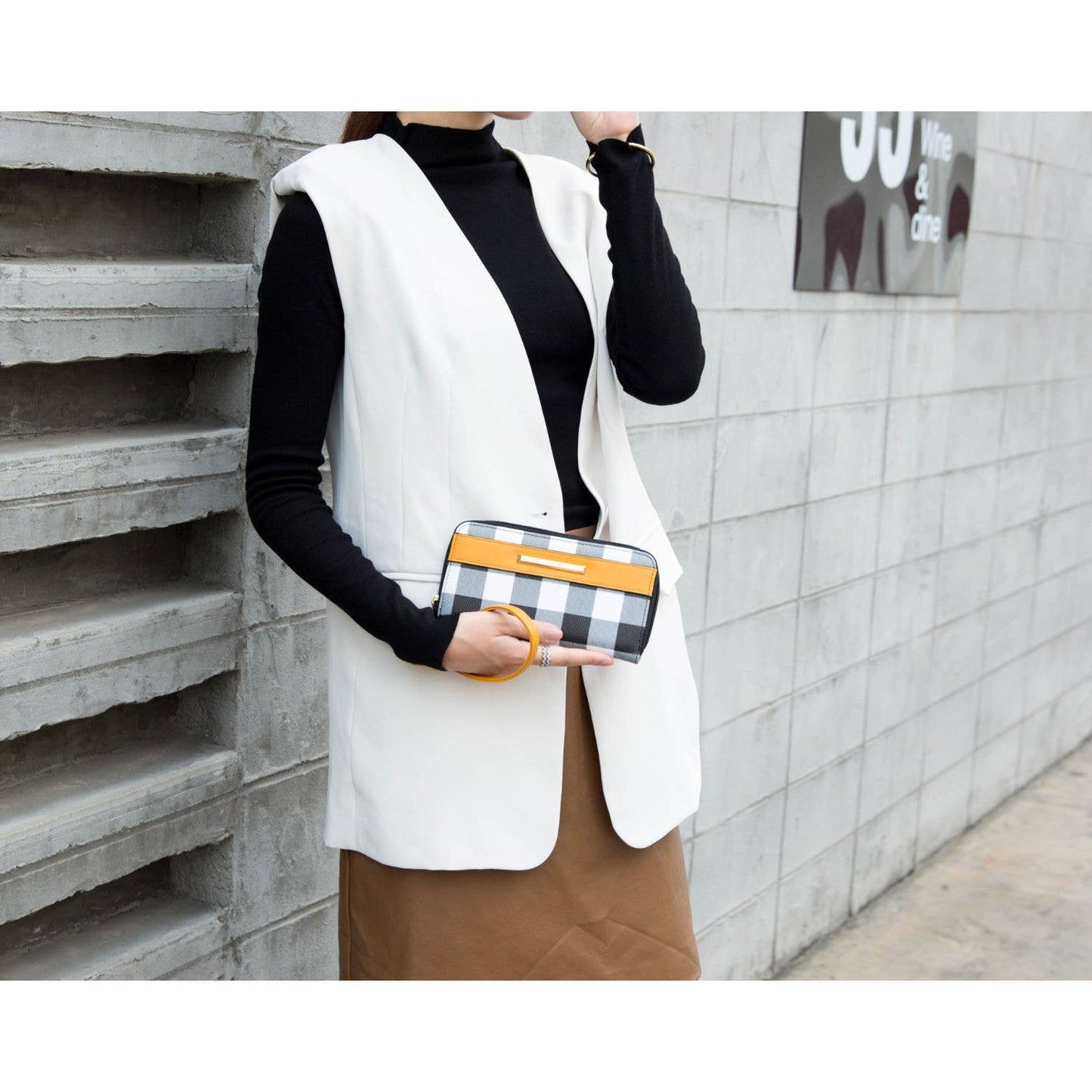 MKF NAVY CHECKER-WALLET INCLUDED