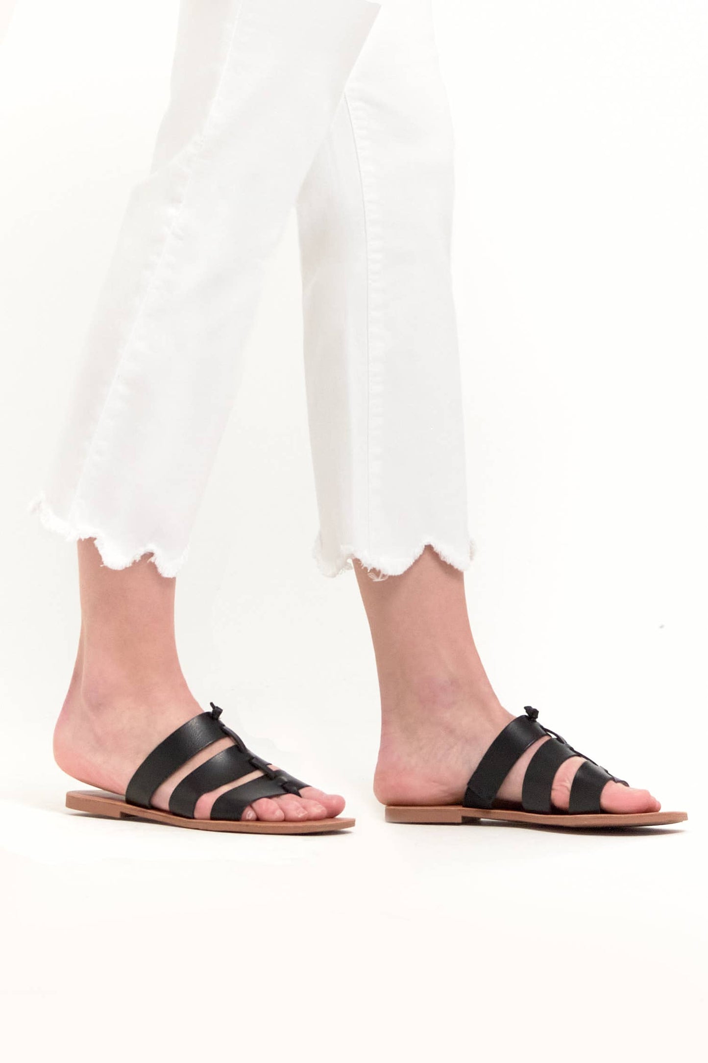 WHITE SCALLOP CROP/CAPRI