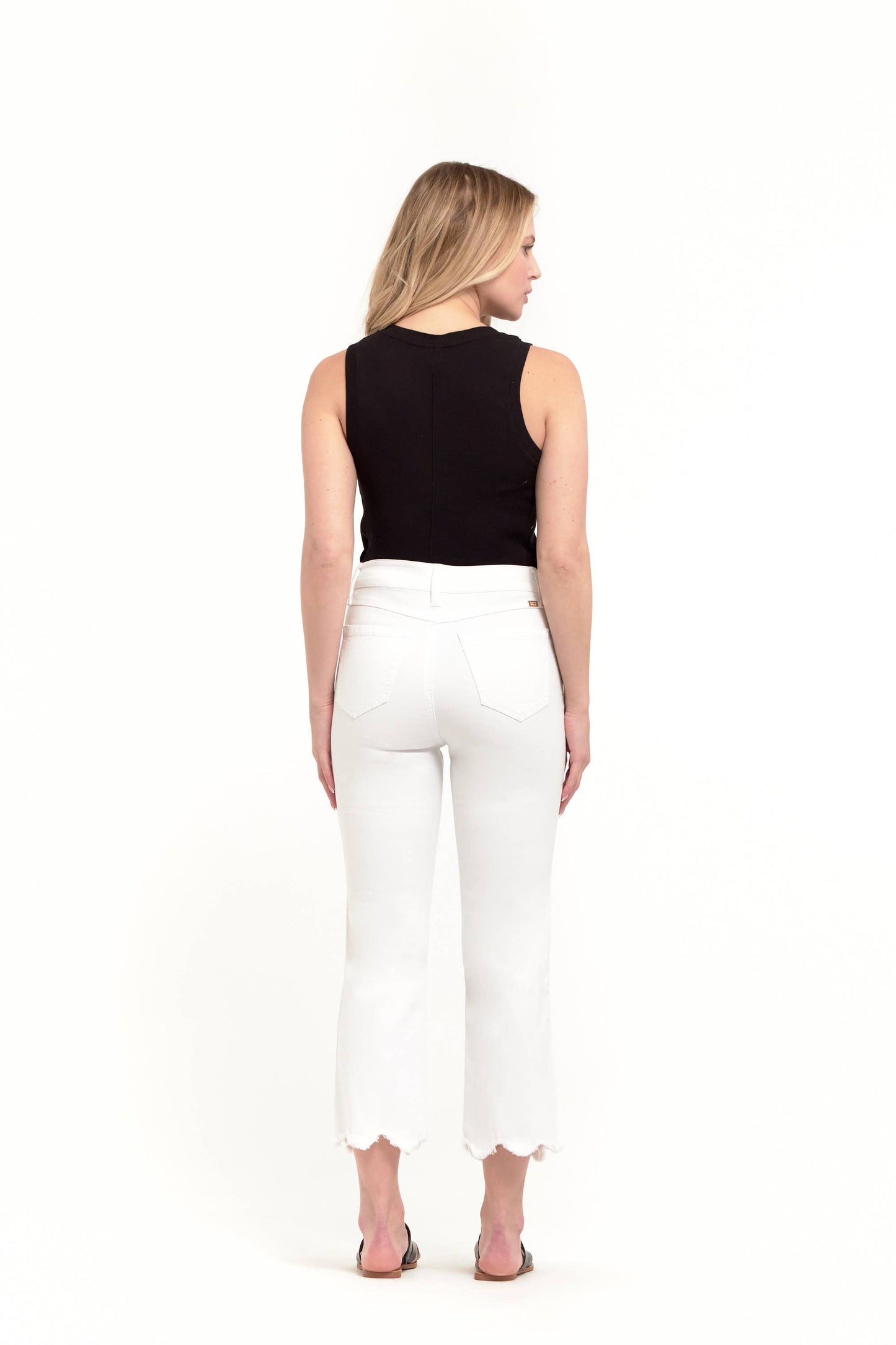 WHITE SCALLOP CROP/CAPRI