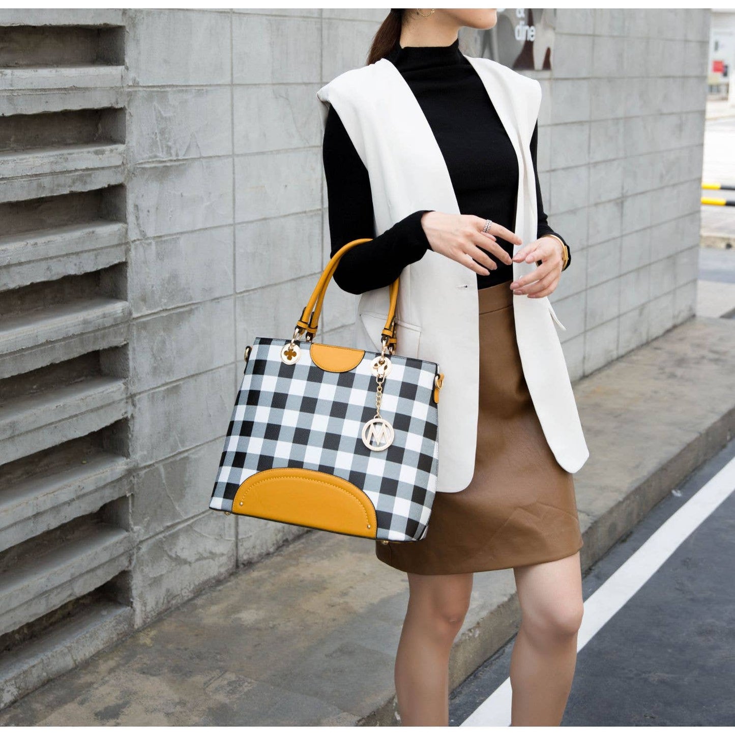 MKF NAVY CHECKER-WALLET INCLUDED