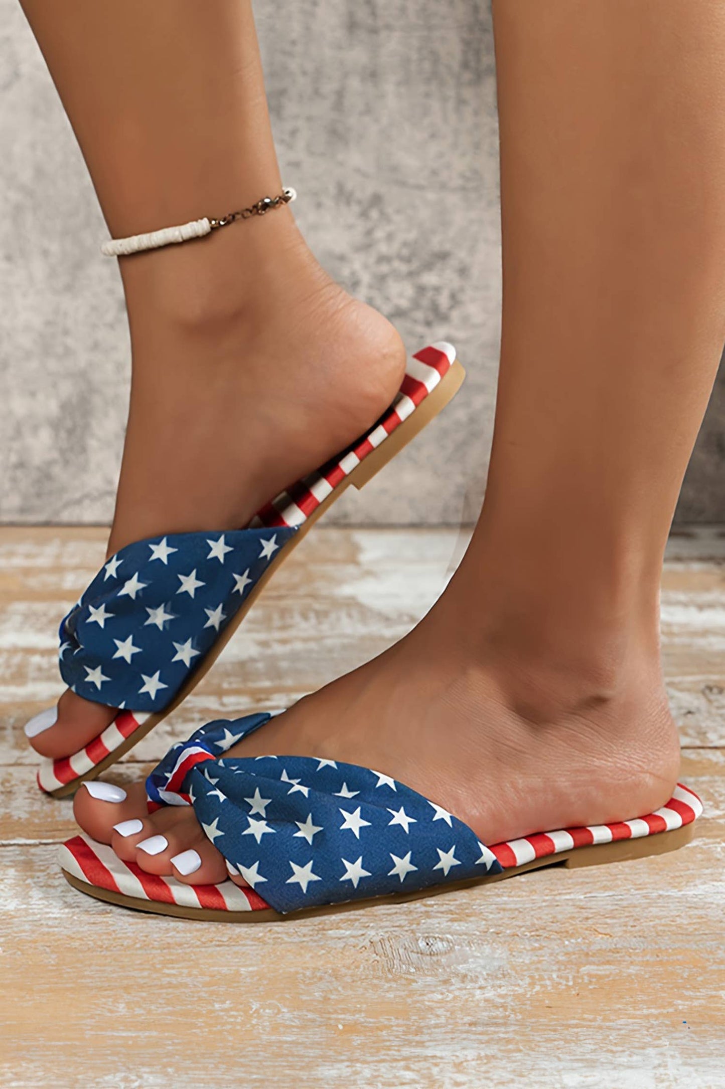 FIRECRACKER FLATS