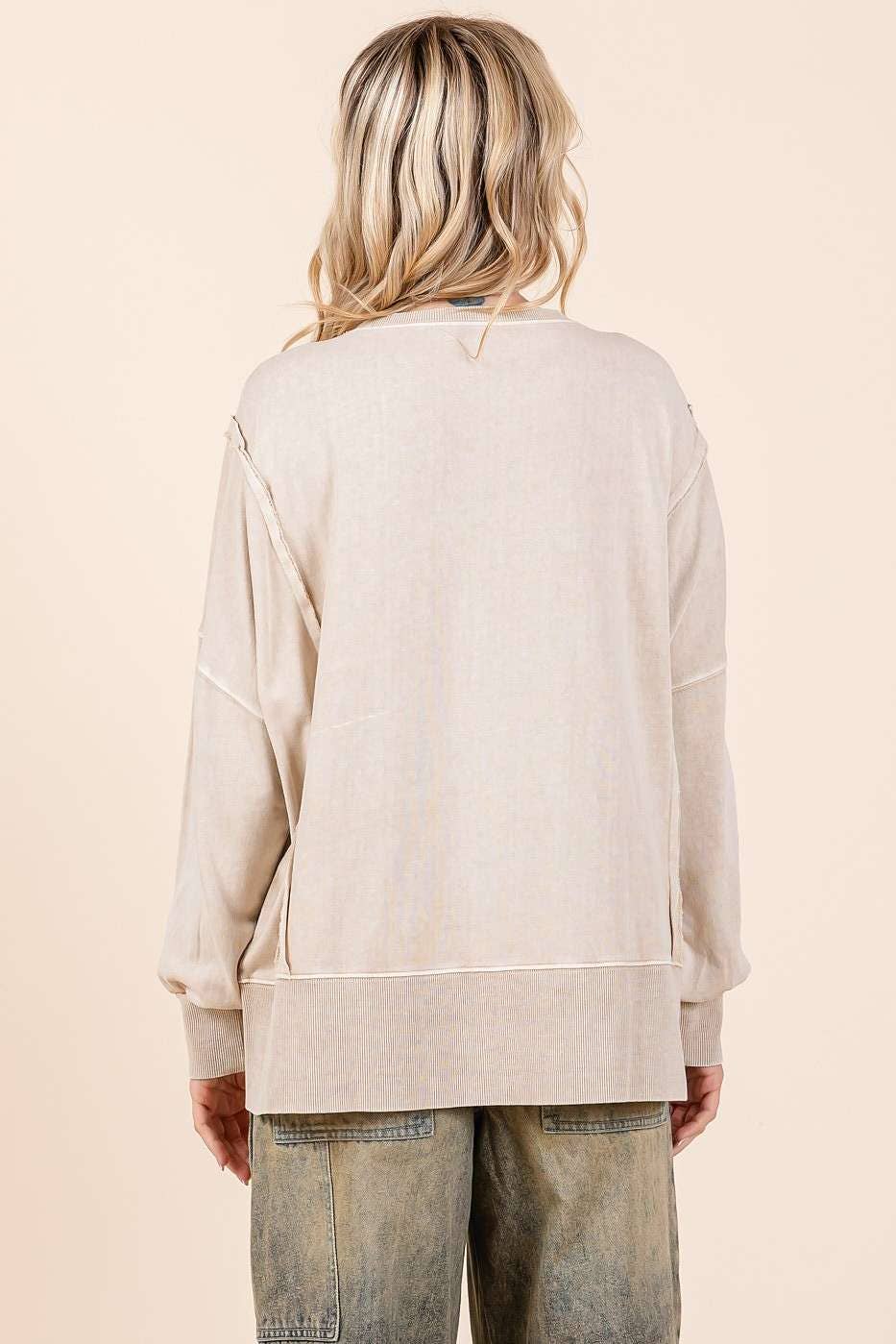 LATTE PEACE SIGN CREW NECK