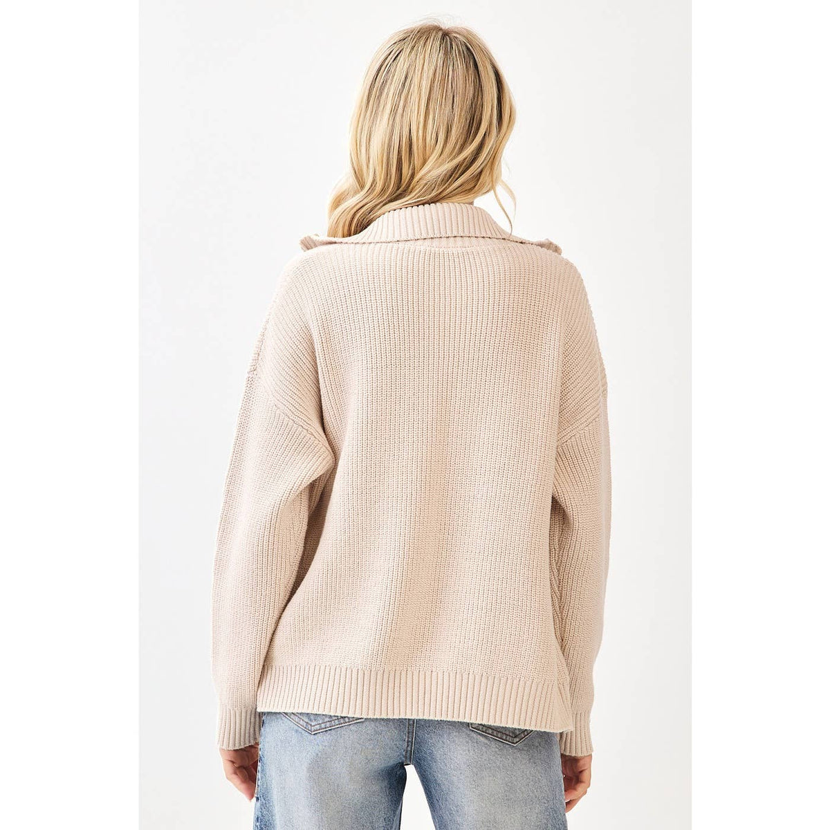 BLACK TWO WAY ZIP SWEATER