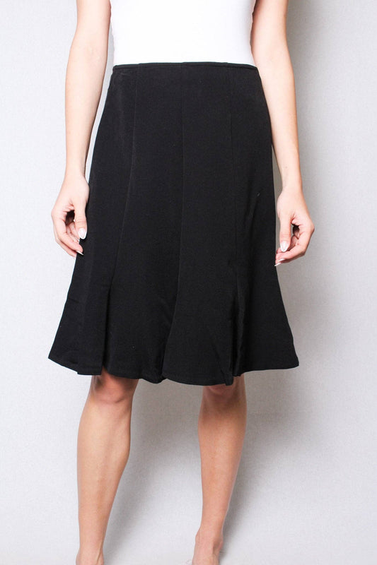 BLACK PLEATED SKIRT