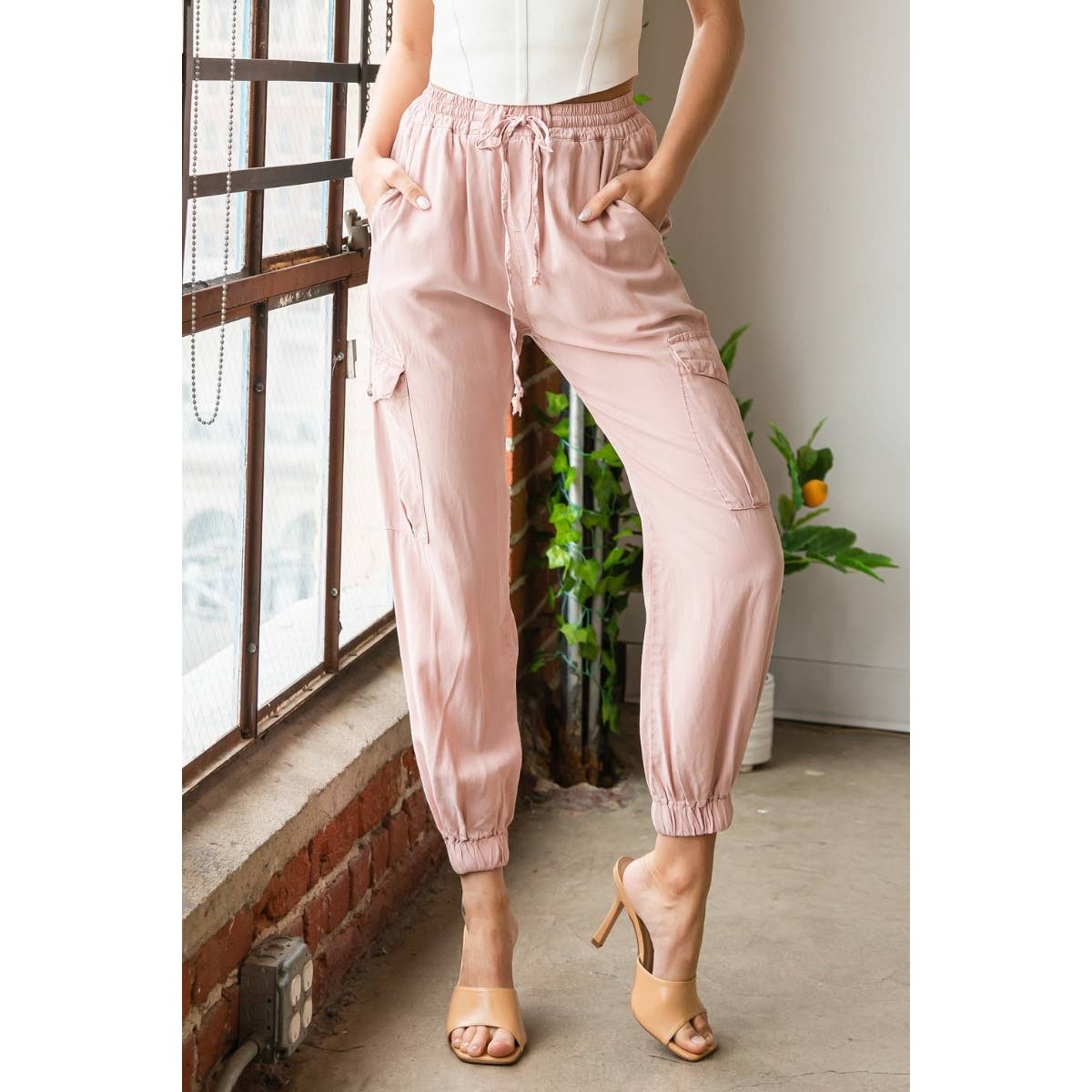 BLUSH DOUBLE POCKET JOGGER