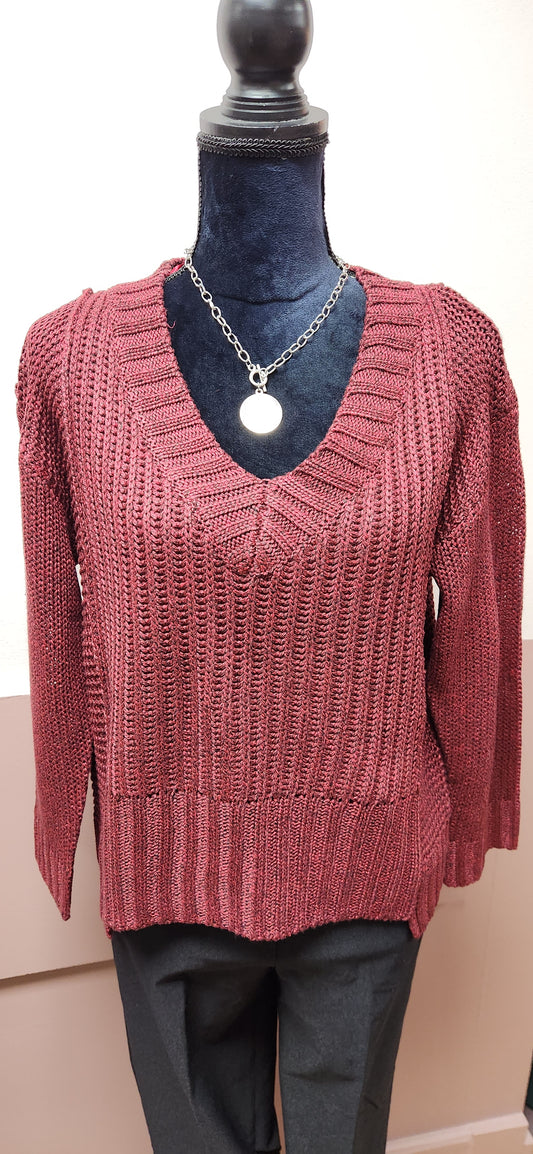 MAROON SWEATER