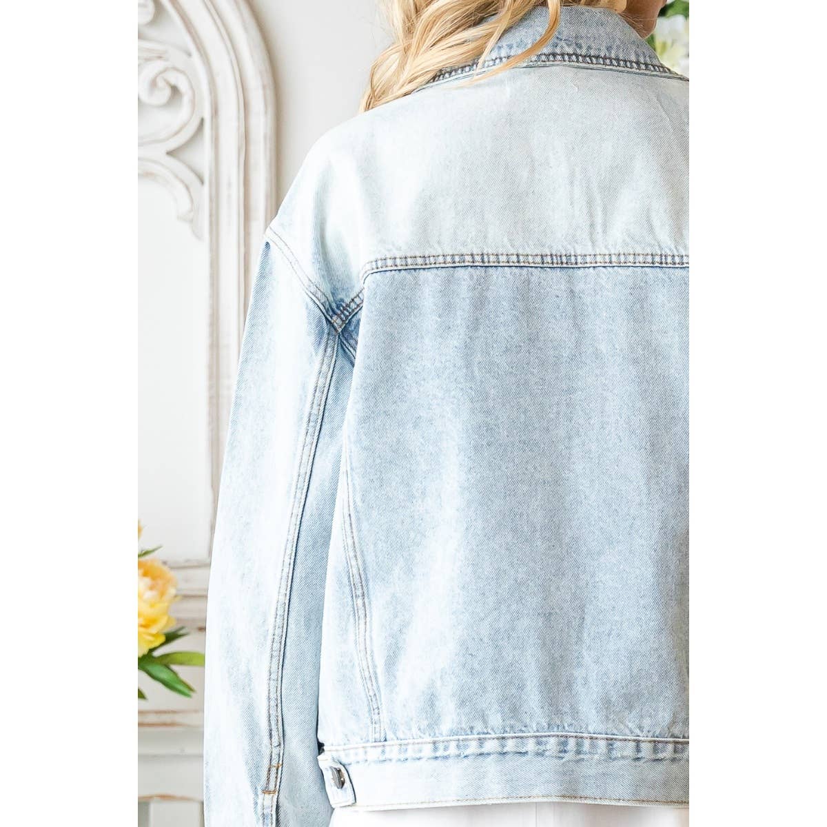 DENIM TRUCKER JACKET