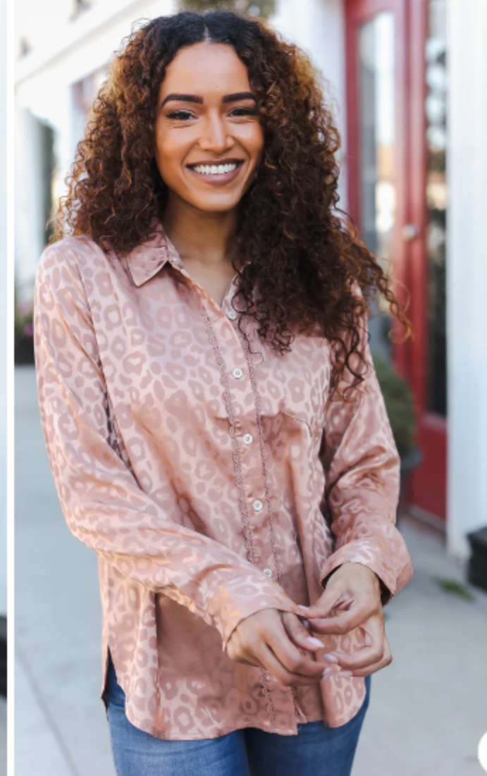 SILKY APRICOT ANIMAL PRINT WITH CROCHET TRIM