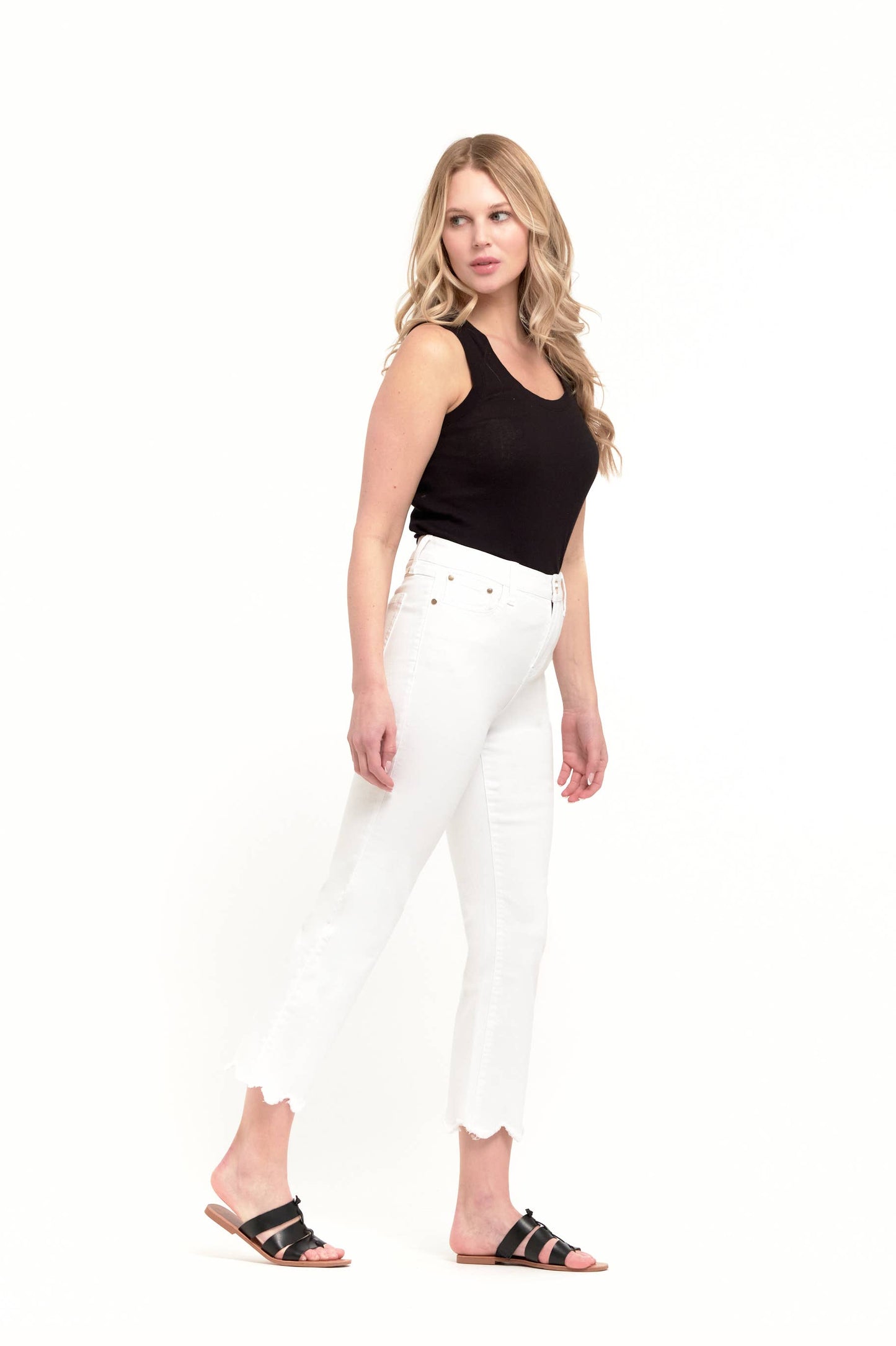 WHITE SCALLOP CROP/CAPRI