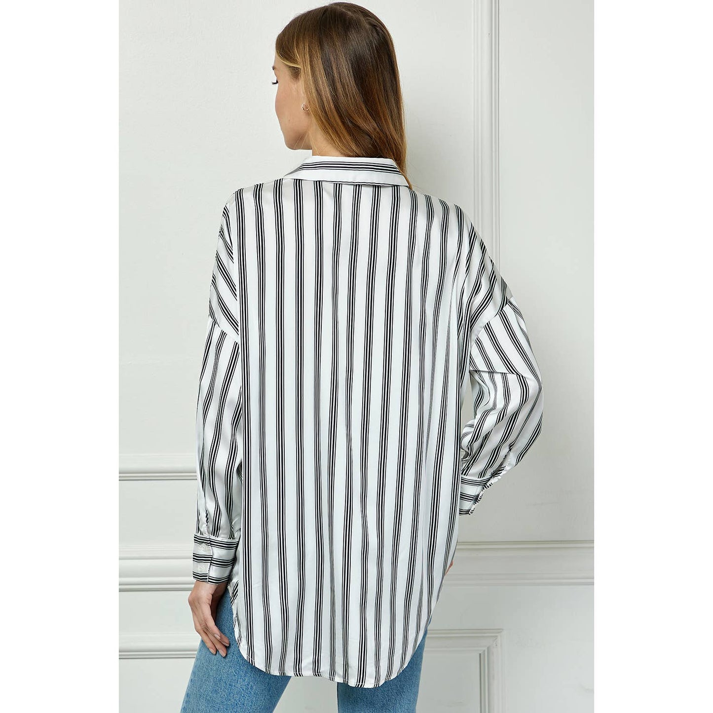 LUXE SATIN BOYFRIEND SHIRT: BLKIV