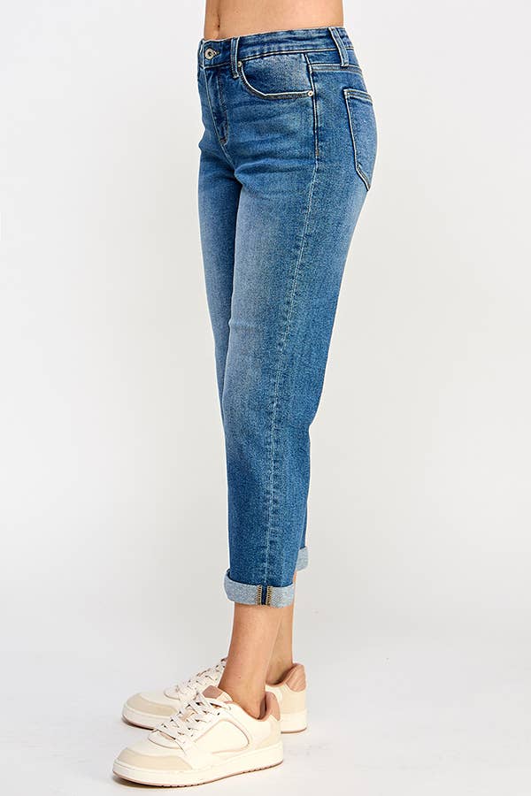 PLUS MID RISE TUMMY CONTROL SLIM BOYFRIEND CAPRI/CROP