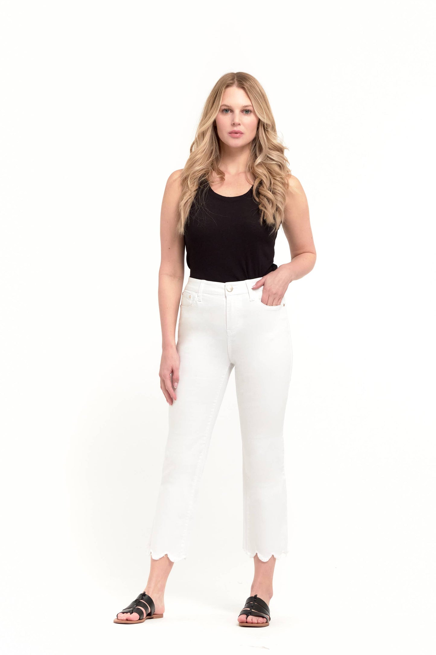 WHITE SCALLOP CROP/CAPRI