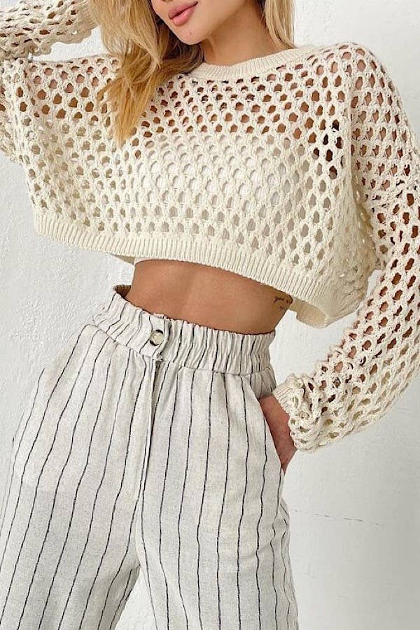 CREAM KNIT CROP SWEATER