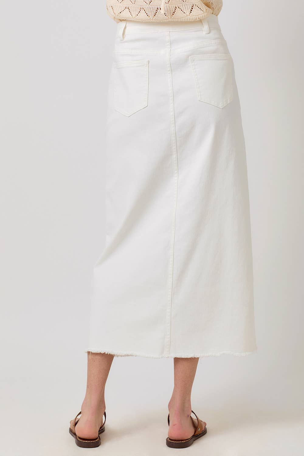 EGGSHELL FRONT SLIT SKIRT