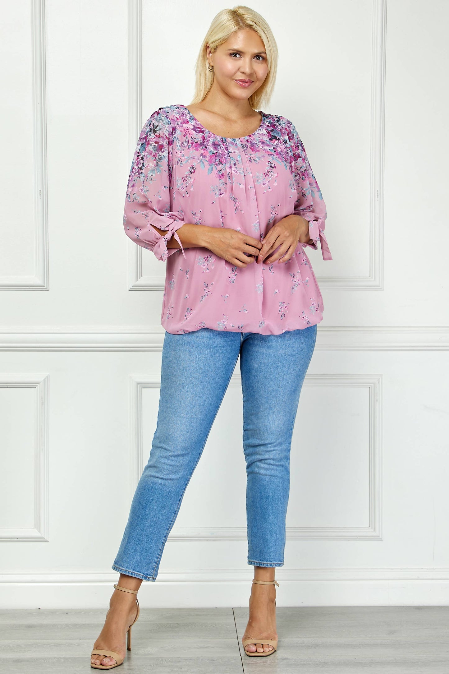 PLUS SOFT ROMANCE FLORAL BLOUSE