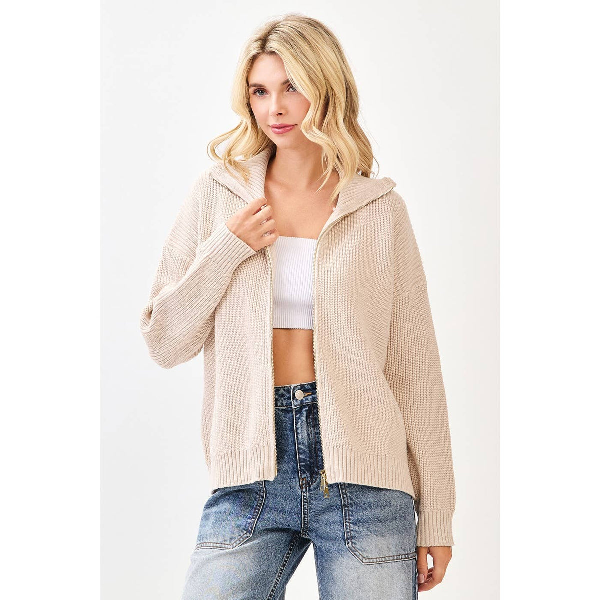 BLACK TWO WAY ZIP SWEATER