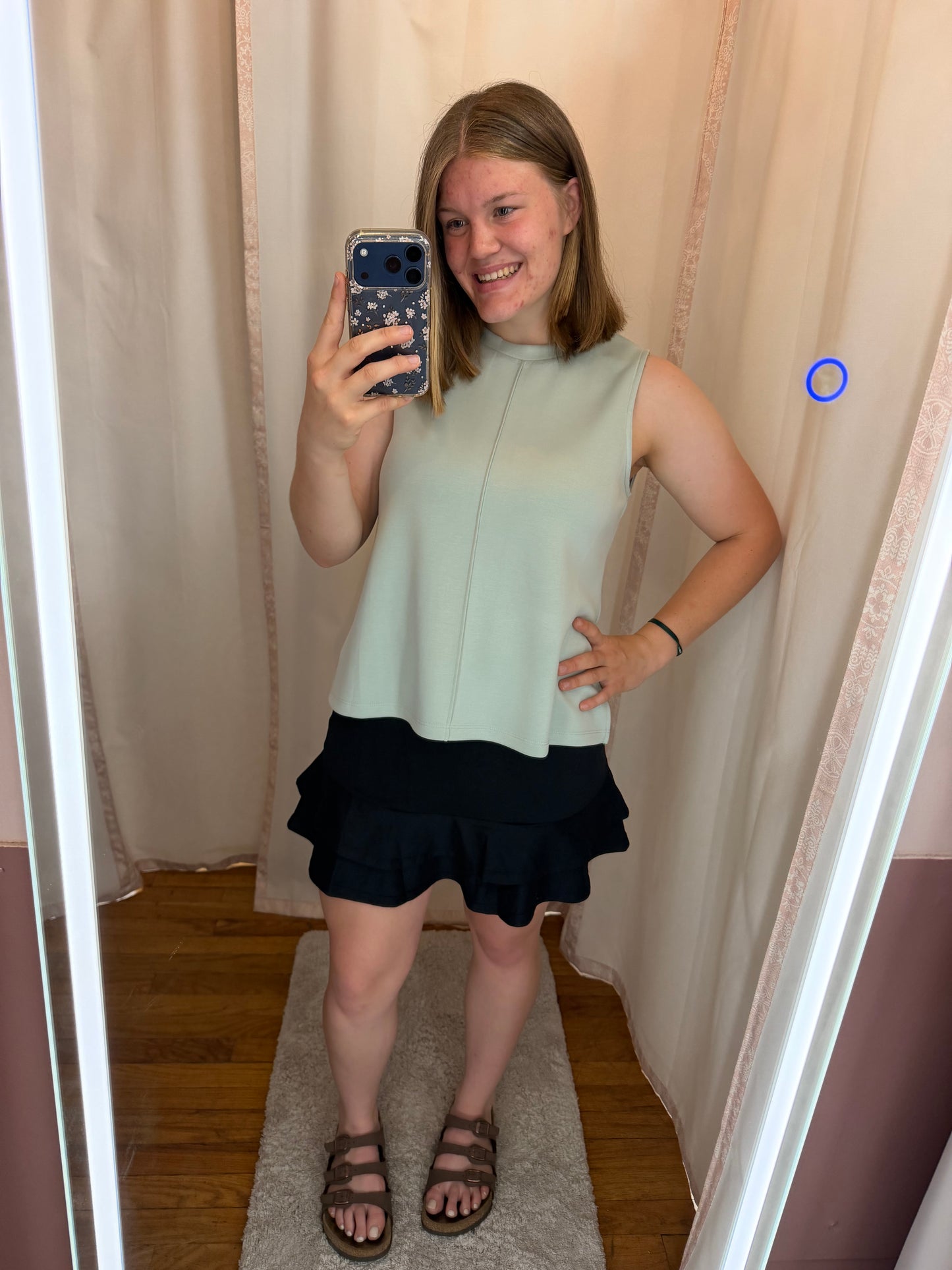 BLACK RUFFLE SKORT