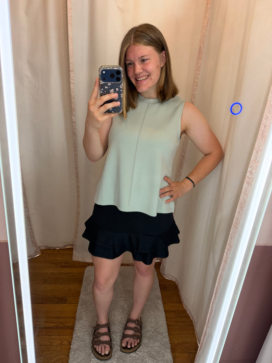 BLACK RUFFLE SKORT