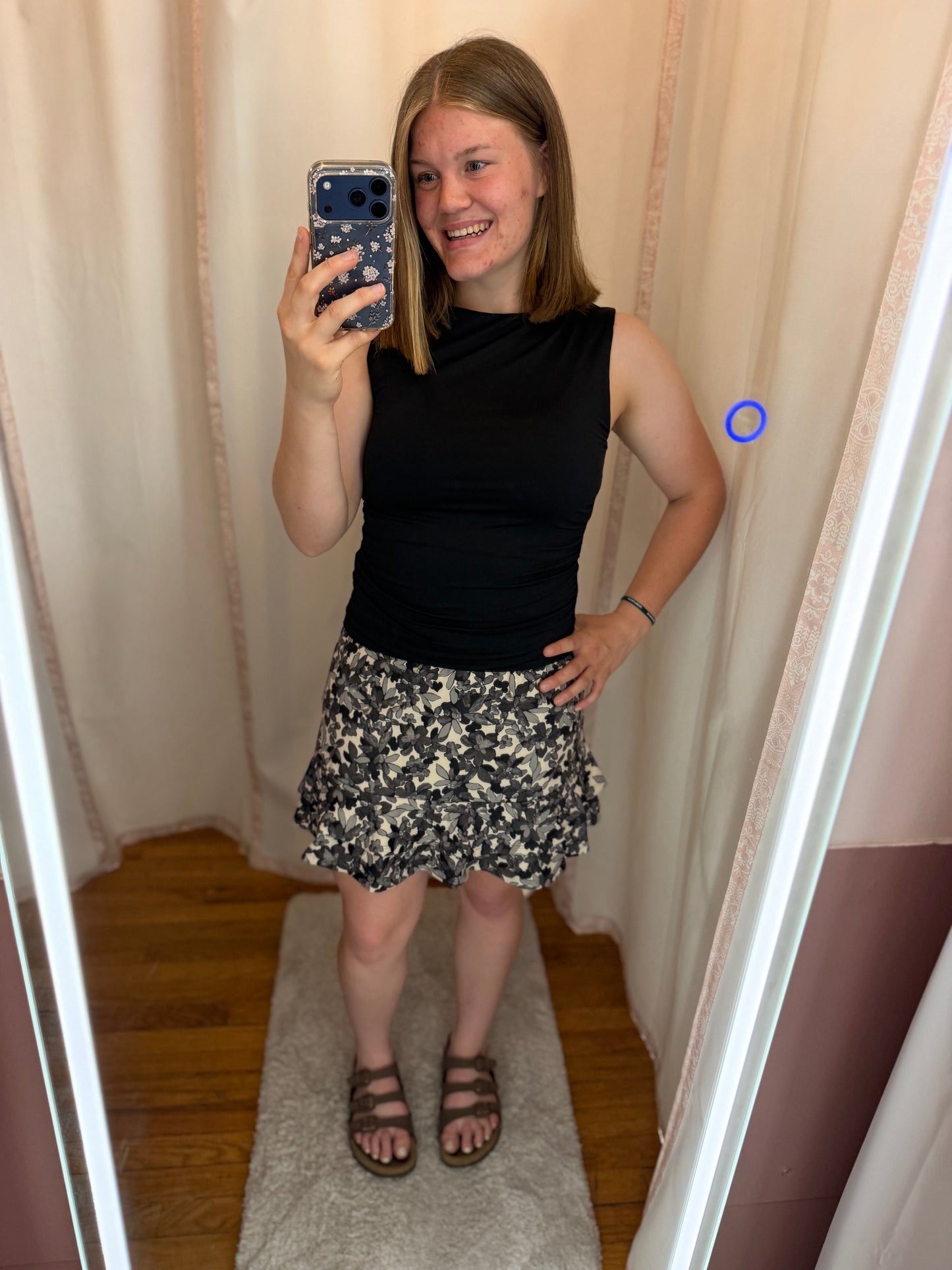 BLACK DAHLIA SKORT