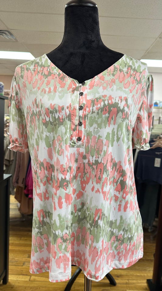 MISSY AND PLUS HIBISCUS SAGE TOP