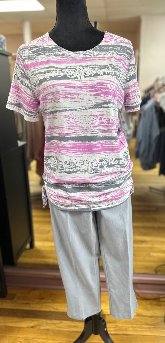 MISSY AND PLUS VALENTINO TOP