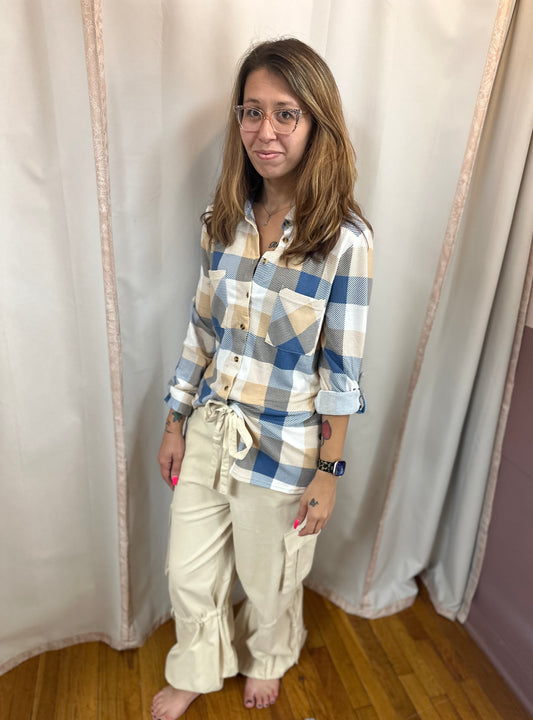 TAN AND BLUE LONG SLEEVE PLAID BUTTON UP
