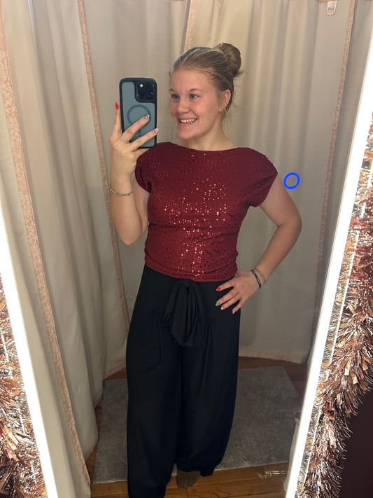 WINE SEQUIN SLEEVLESS TOP