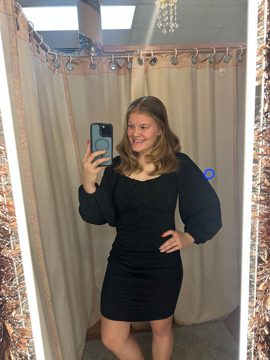 BLACK CINCHED MINI DRESS