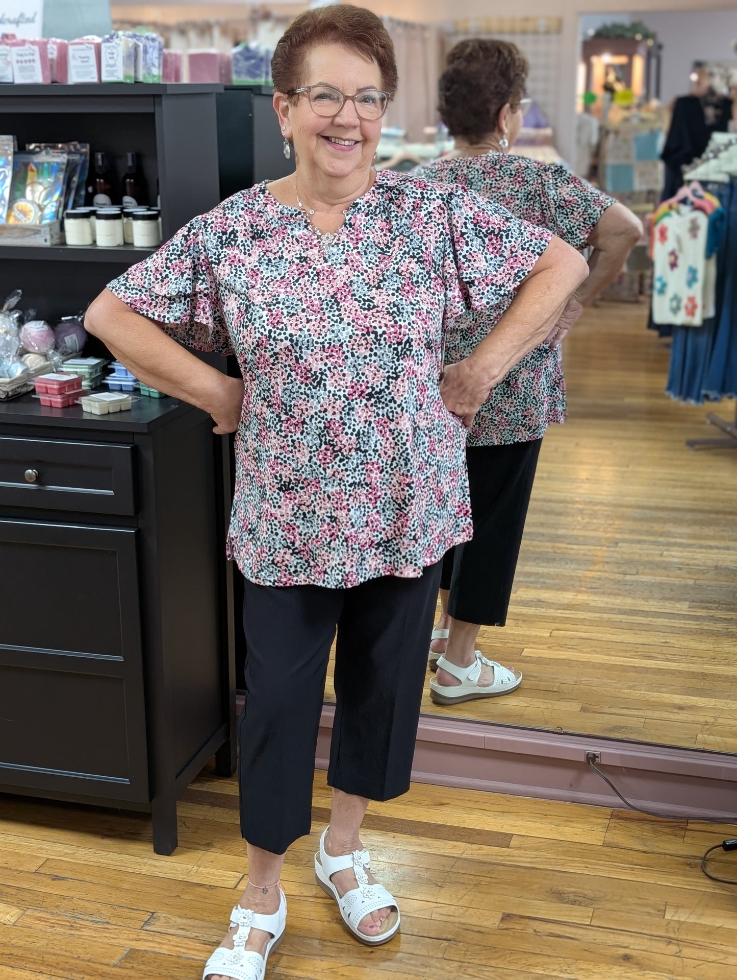 3XL RODYN DOTS SHORT RUFFLE SLEEVE