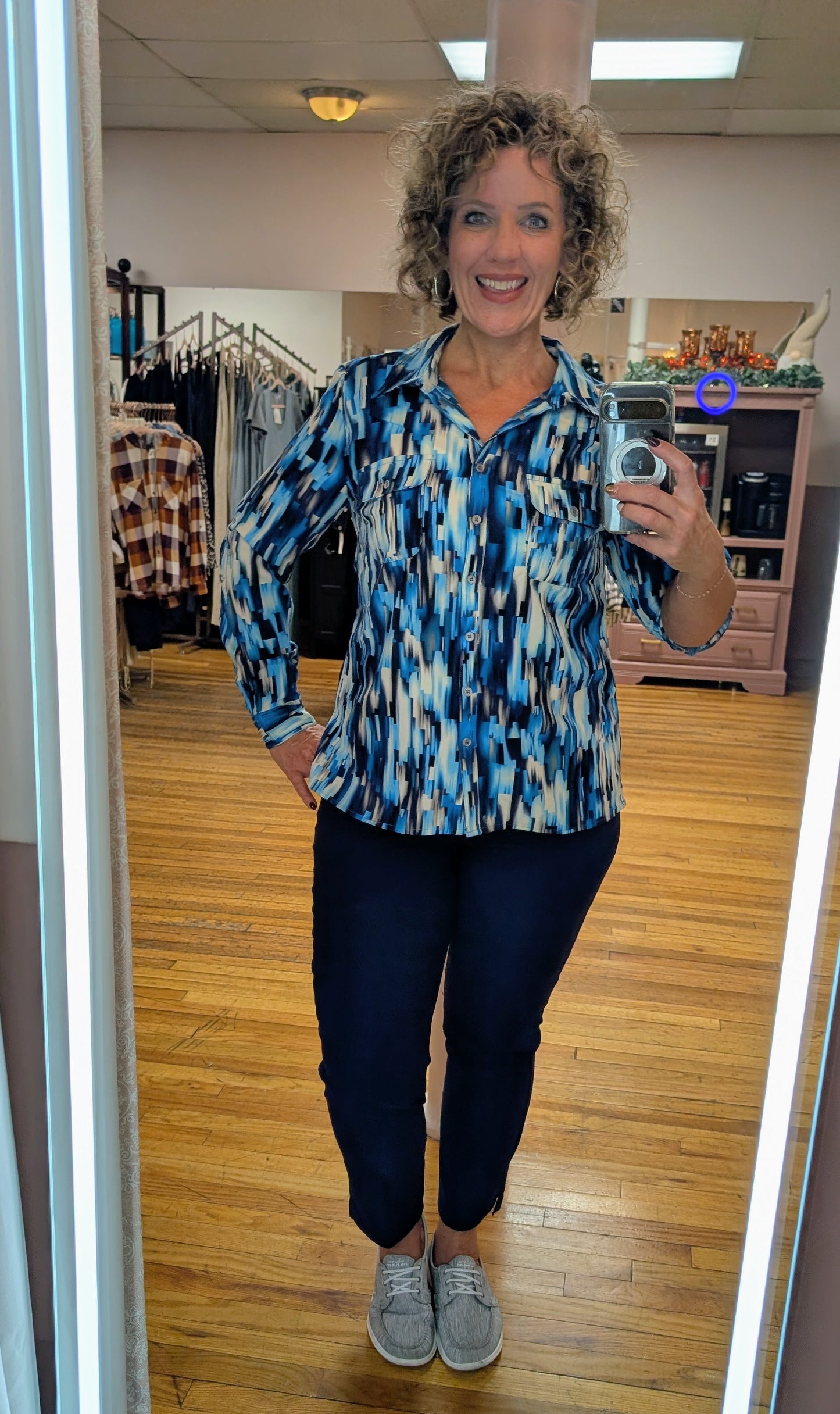 NAVY PULL ON ANKLE PANT