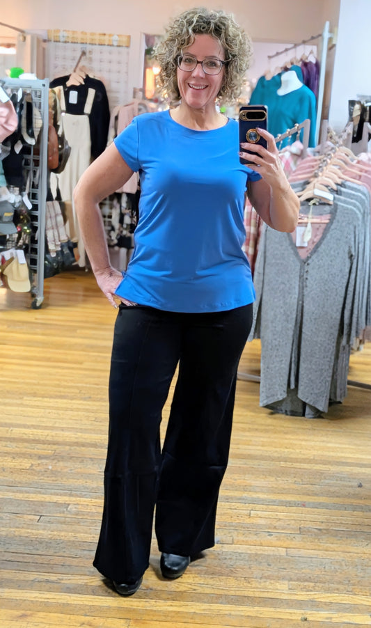 BLUE SILKY CAP SLEEVE TOP