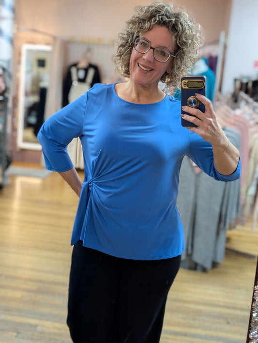 3/4 SLEEVE BLUE KNIT RUCHED TOP