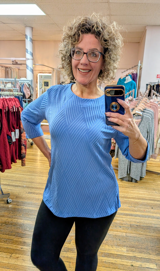 SMALL BONNIE BLUE REGULAR AND PLUS 3/4 SLEEVE A LINE