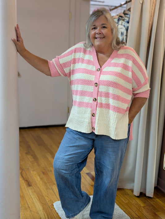 STRAWBERRY CREAM BUTTON UP SWEATER
