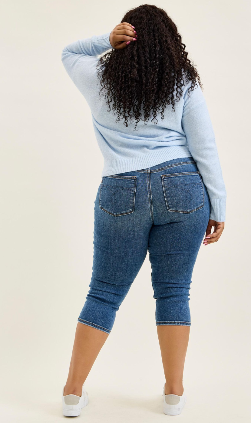 JUDY BLUE MID RISE CAPRI MISSY & PLUS