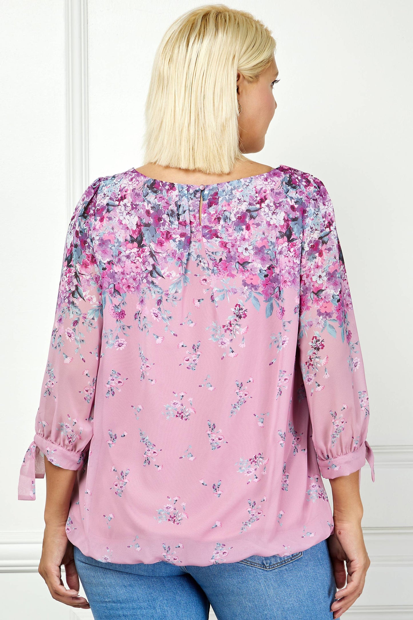 PLUS SOFT ROMANCE FLORAL BLOUSE