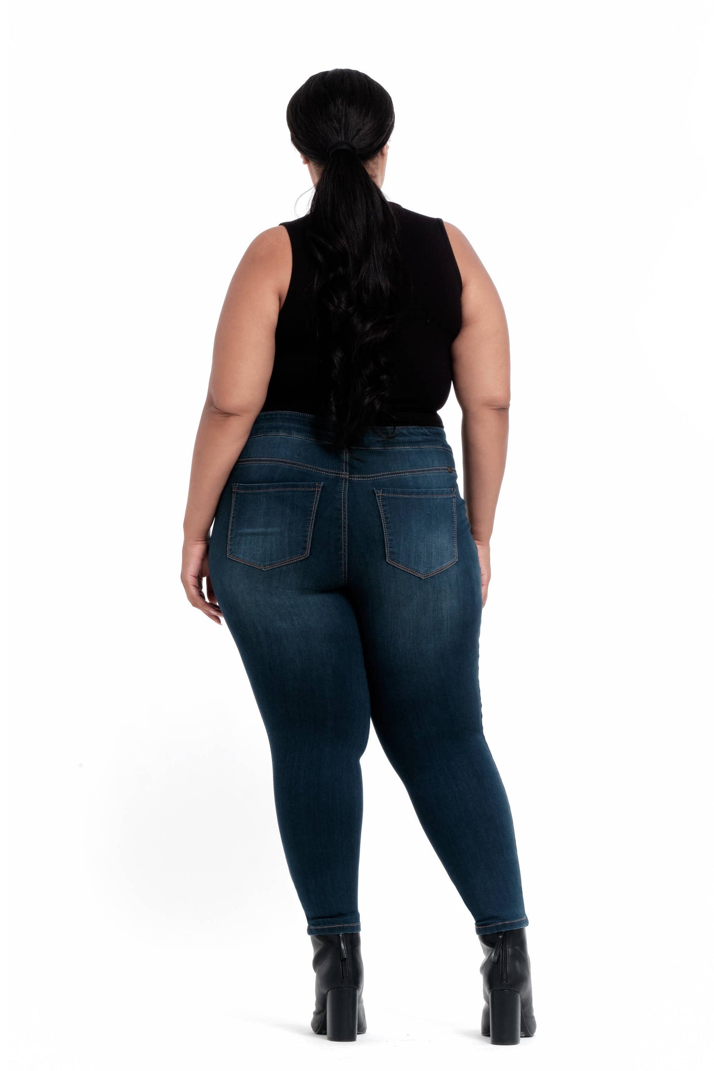 PLUS HIGH-RISE PULL-ON SKINNY ANKLE
