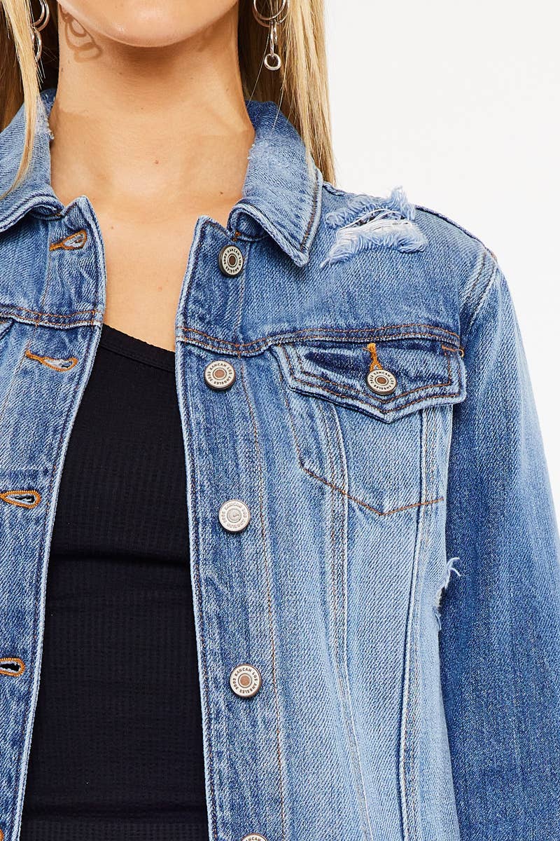 DESTRUCTED MEDIUM WASH CROP DENIM