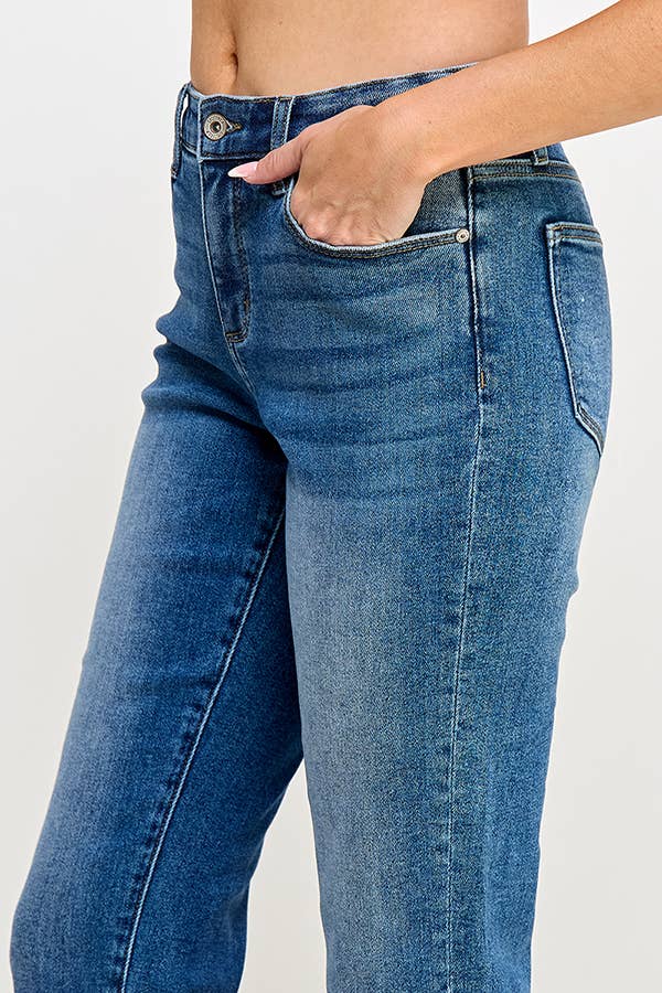 PLUS MID RISE TUMMY CONTROL SLIM BOYFRIEND CAPRI/CROP