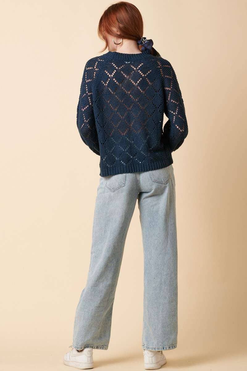 NAVY DIAMOND PATTERN SWEATER