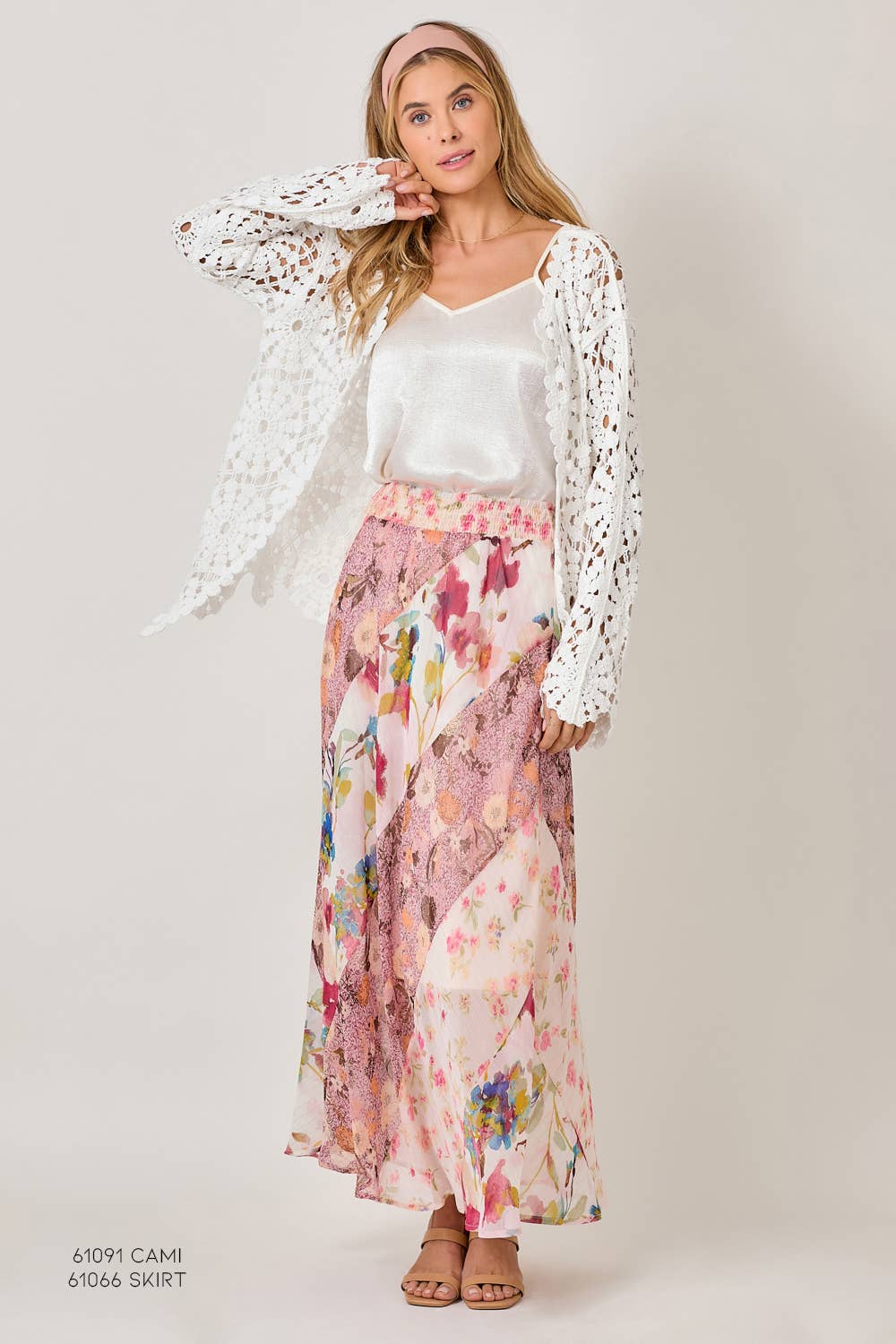 WHITE SCALLOPED EDGE CROCHET CARDIGAN