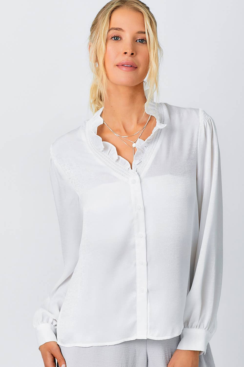 WHITE RUFFLED COLLAR BLOUSE