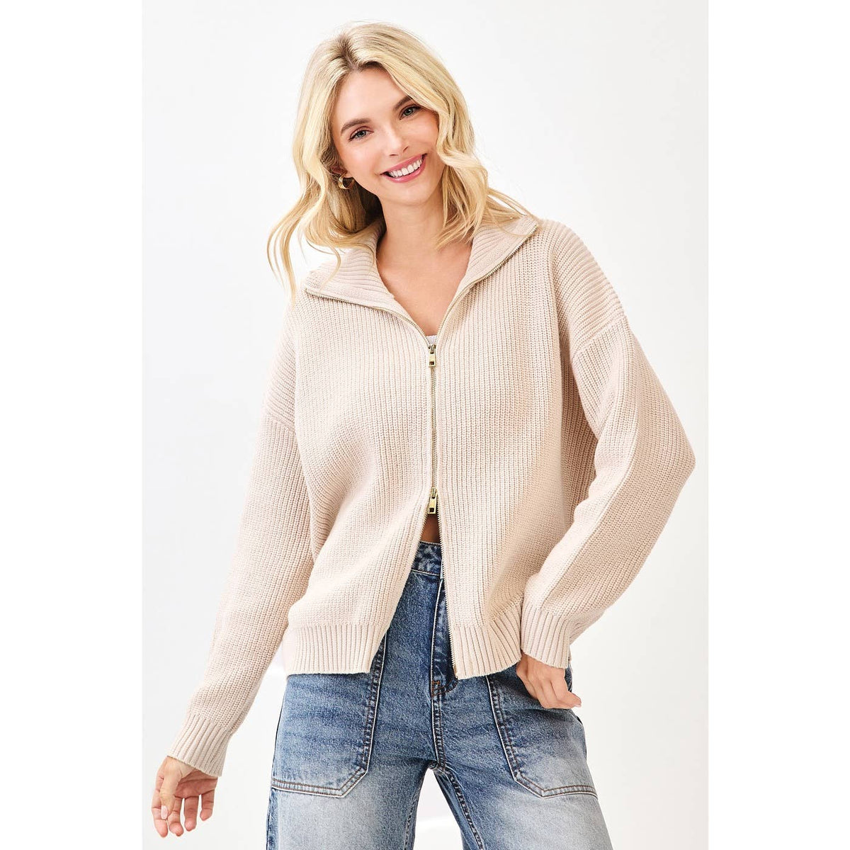 BLACK TWO WAY ZIP SWEATER