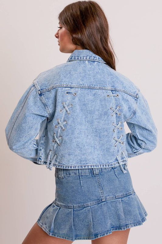 CROPPED LIGHTWASH DENIM JACKET