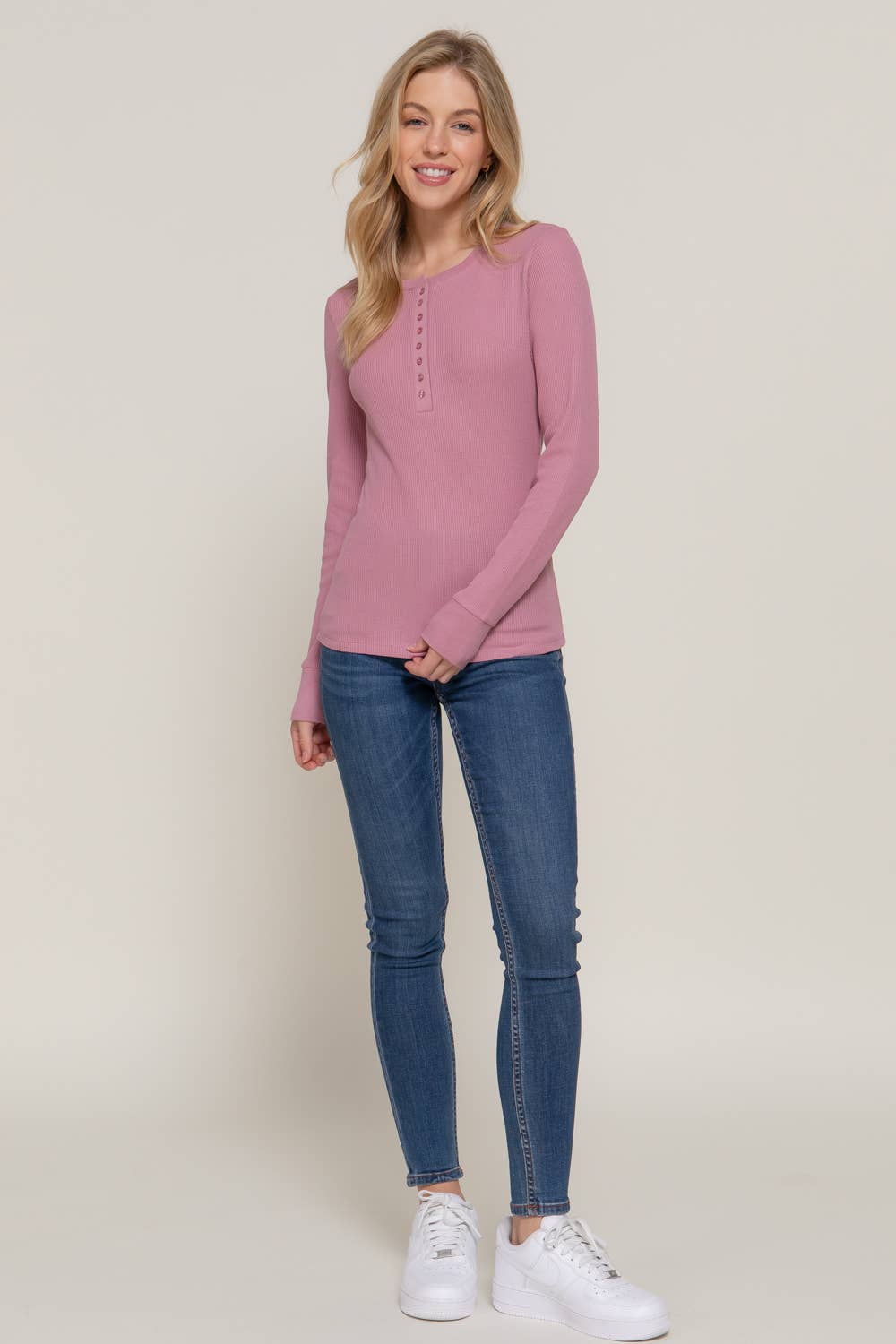 MAUVE HENLEY