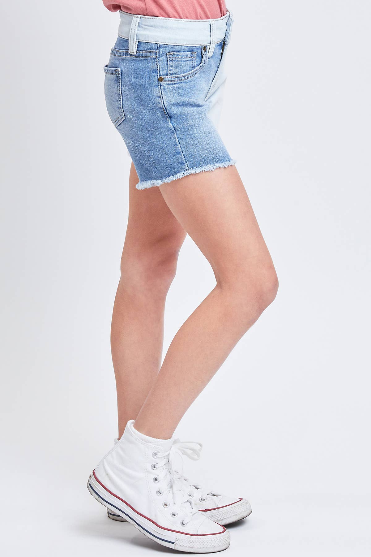 Girls Mid Rise Color Block Shorts With Fray Hem