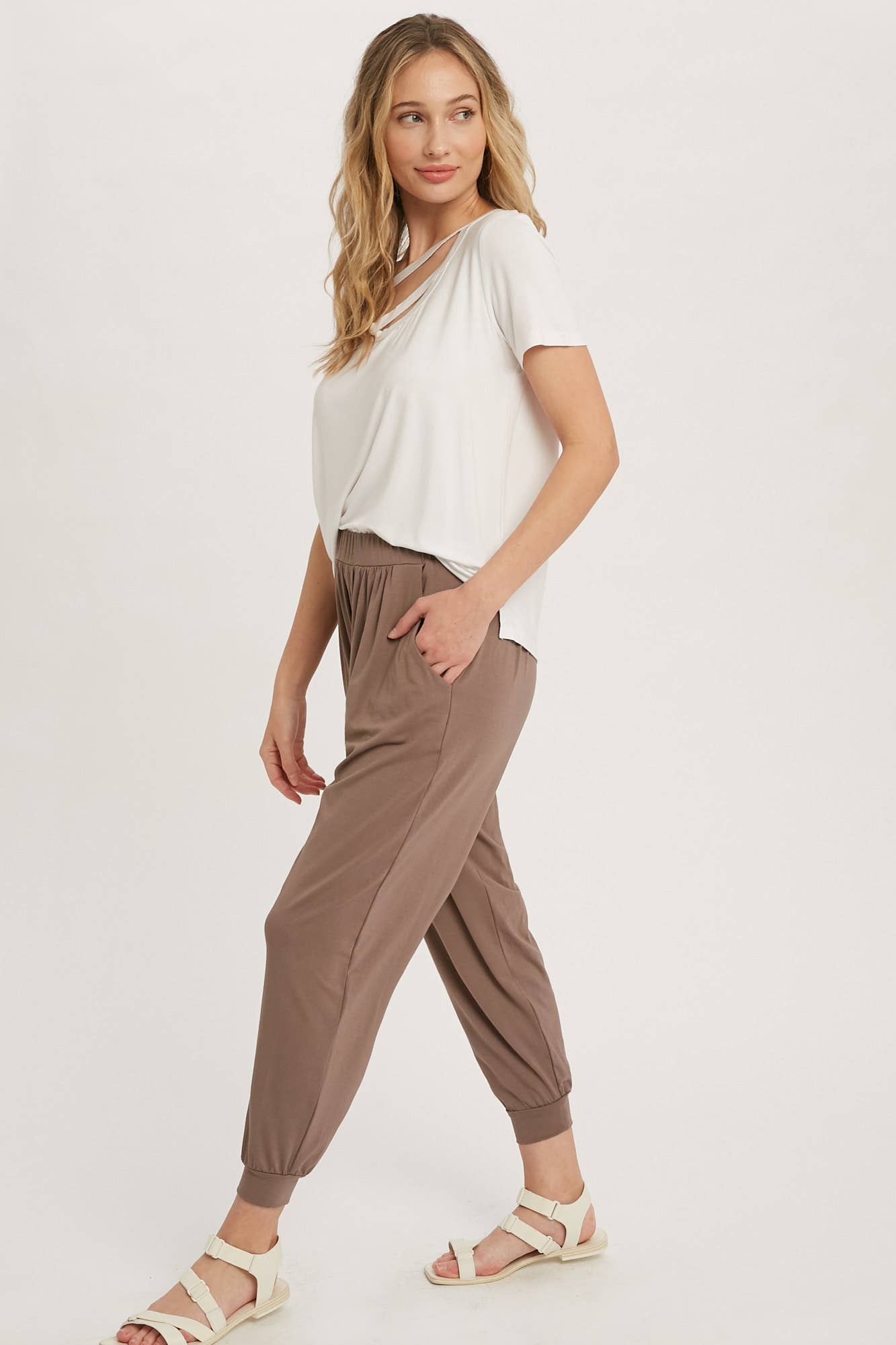 JERSEY MOCHA JOGGER